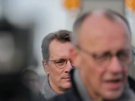  Scheindebatte um Merz-Ablösung: Knappe Mehrheit glaubt nicht an Union-Aufschwung durch Kanzlerwechsel